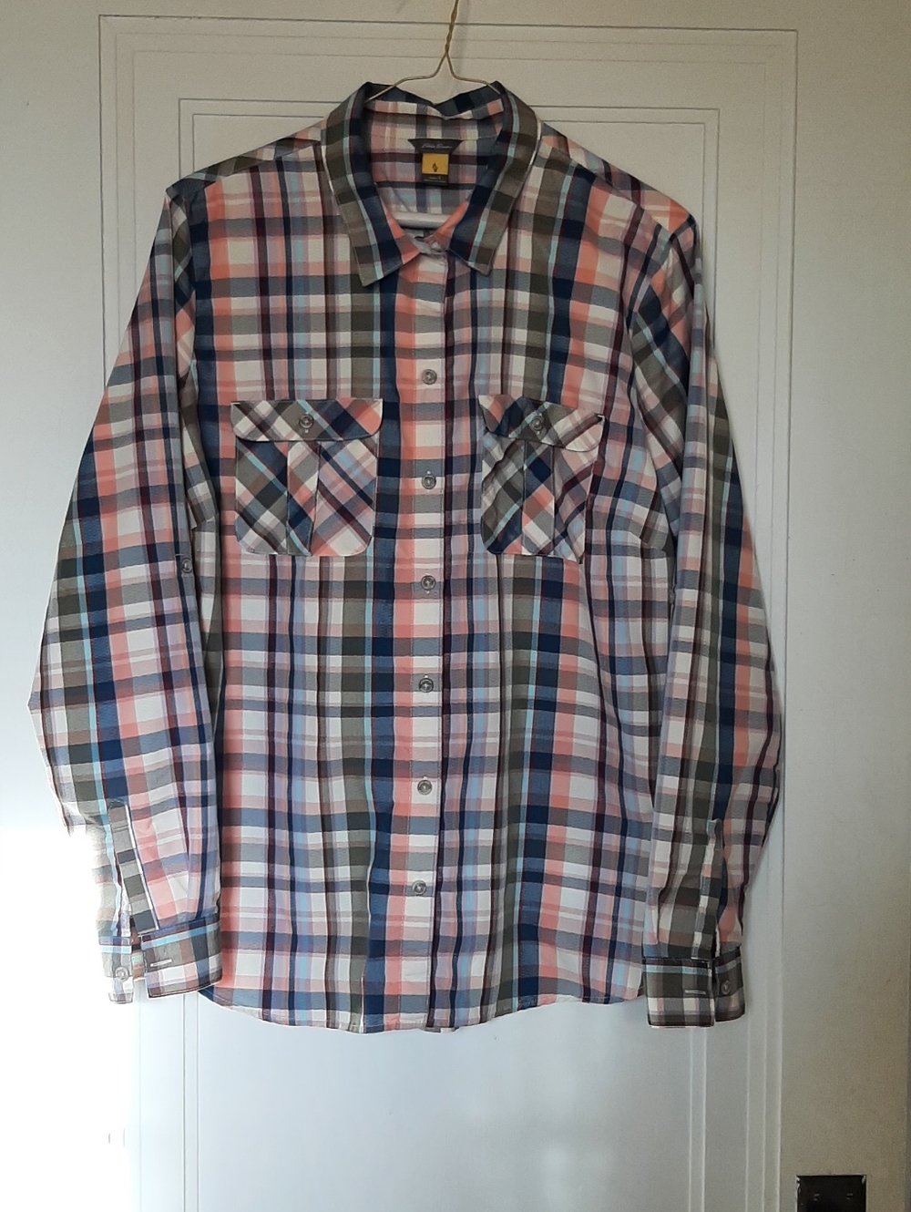 EDDIE BAUER lightweight Top